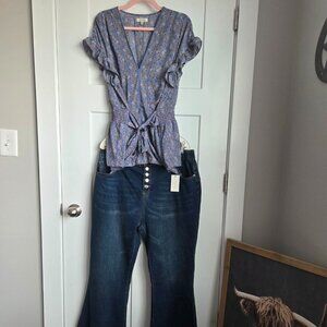 Aveology Raw Hem Flare Jeans/Max Studio Blouse